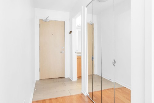 201-3142 John’S Street, Port Moody, BC 