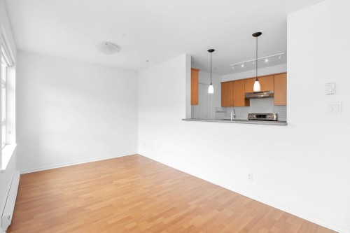 201-3142 John’S Street, Port Moody, BC 