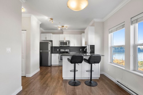 301-11580 223 Street, Maple Ridge, BC 