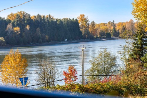 301-11580 223 Street, Maple Ridge, BC 