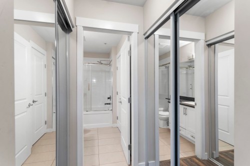 301-11580 223 Street, Maple Ridge, BC 