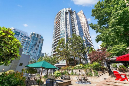 1501-1500 Howe Street  Vancouver, BC V6Z 2M8