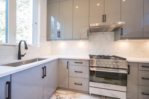 9113 Riverside Drive, Whistler, BC 