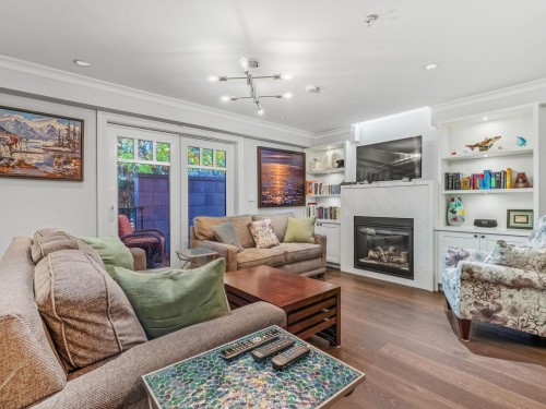 100-656 13Th Avenue W, Vancouver, BC 