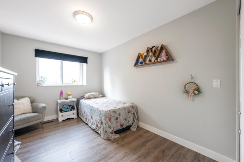 23280 118 Avenue, Maple Ridge, BC 