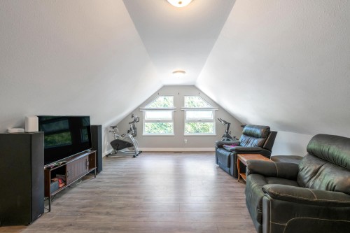 23280 118 Avenue, Maple Ridge, BC 