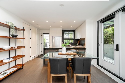 1-83 Moody Street, Port Moody, BC 