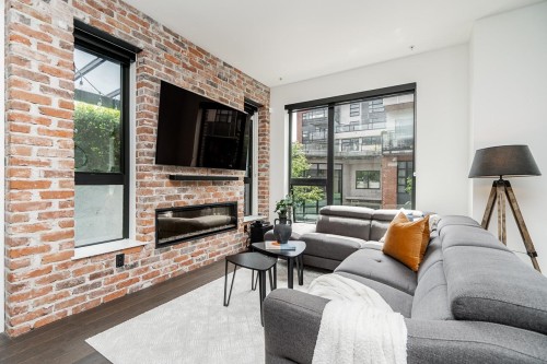 1-83 Moody Street, Port Moody, BC 