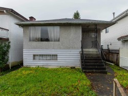 2044 22nd Avenue E Vancouver, BC V5V 2R4