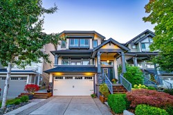 10293 Wynnyk Way  Maple Ridge, BC V2W 1G3