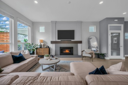 10293 Wynnyk Way, Maple Ridge, BC 