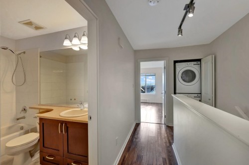 139-3105 Dayanee Springs Boulevard, Coquitlam, BC 