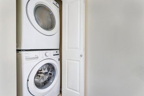 139-3105 Dayanee Springs Boulevard, Coquitlam, BC 