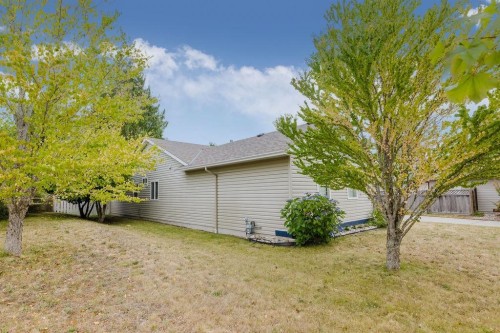 6307 Homestead Avenue, Sechelt, BC 