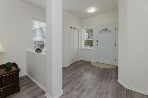 6307 Homestead Avenue, Sechelt, BC 