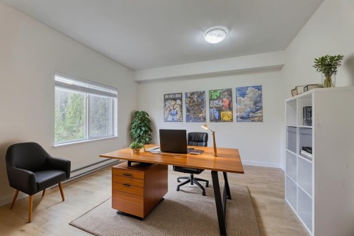 140-3105 Dayanee Springs Boulevard, Coquitlam, BC 