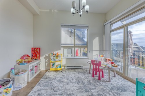 140-3105 Dayanee Springs Boulevard, Coquitlam, BC 