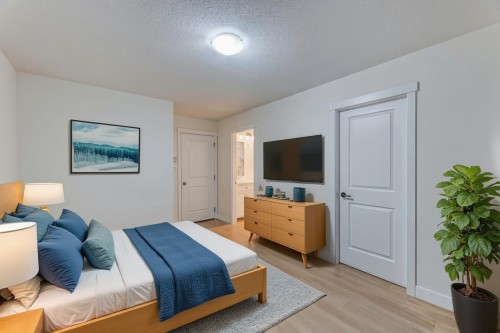 140-3105 Dayanee Springs Boulevard, Coquitlam, BC 