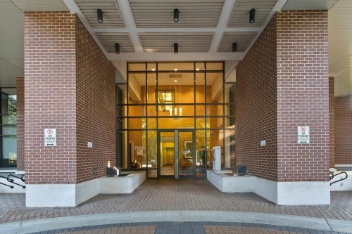 2502-7088 18Th Avenue, Burnaby, BC 