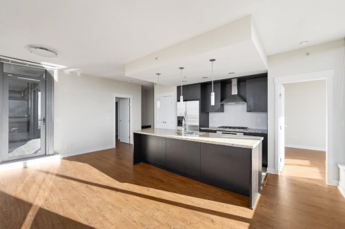 2502-7088 18Th Avenue, Burnaby, BC 