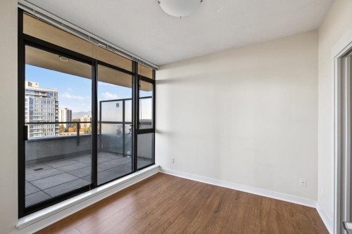 2502-7088 18Th Avenue, Burnaby, BC 