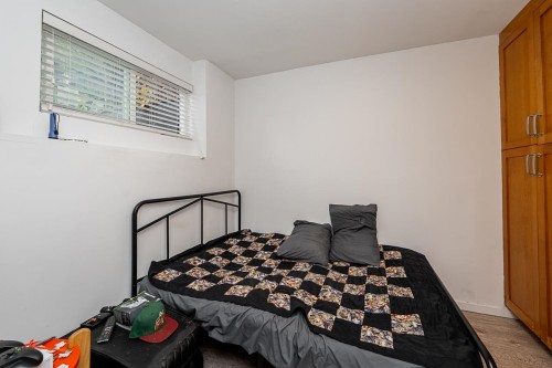 4377 Mountain Highway, North Vancouver, BC 