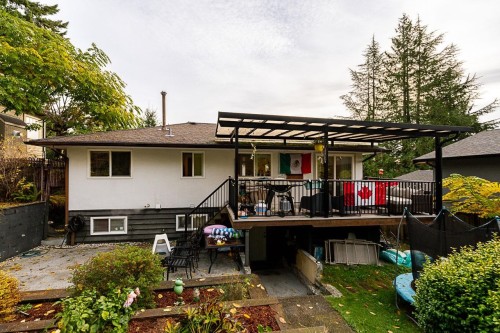4377 Mountain Highway, North Vancouver, BC 