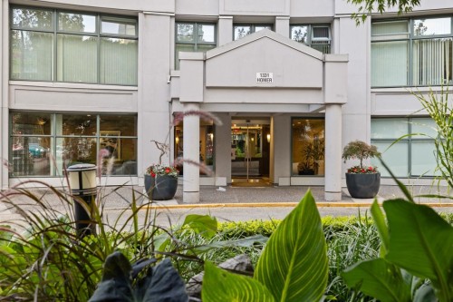 B106-1331 Homer Street  Vancouver, BC V6B 5M5