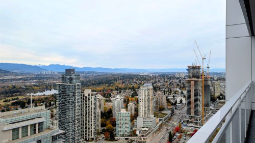 5008-4670 Assembly Way, Burnaby, BC 