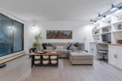 501-3771 Bartlett Court  Burnaby, BC V3J 7G8