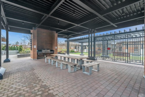 2404-3096 Windsor Gate, Coquitlam, BC 