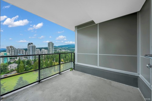 2404-3096 Windsor Gate, Coquitlam, BC 