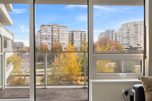 701-5766 Gilbert Road, Richmond, BC 