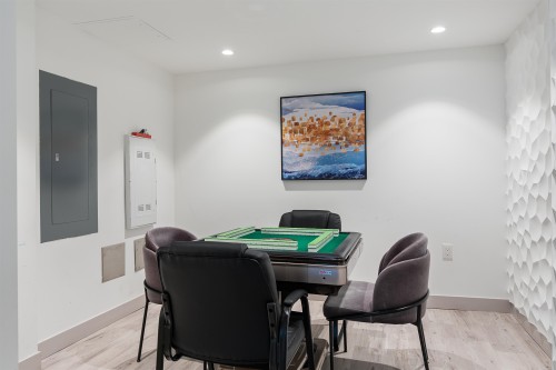 701-5766 Gilbert Road, Richmond, BC 