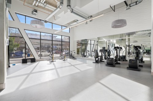 701-5766 Gilbert Road, Richmond, BC 