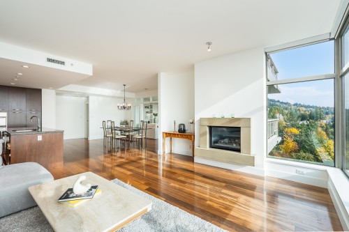 1101-3335 Cypress Place, West Vancouver, BC 