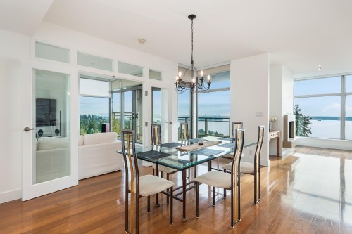 1101-3335 Cypress Place, West Vancouver, BC 