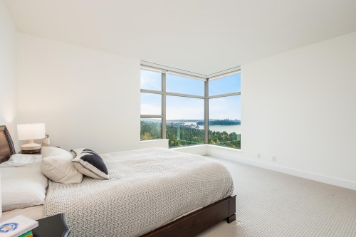 1101-3335 Cypress Place, West Vancouver, BC 