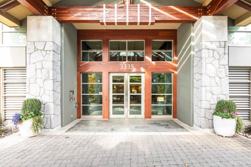 1101-3335 Cypress Place, West Vancouver, BC 