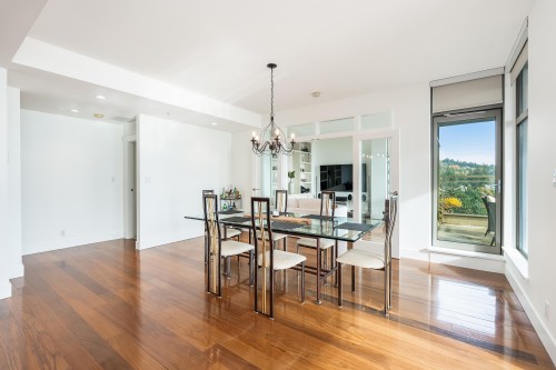 1101-3335 Cypress Place, West Vancouver, BC 