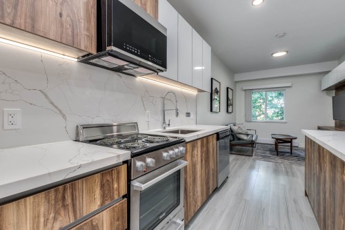 209-1168 Pendrell Street, Vancouver, BC 