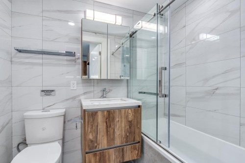 203-1168 Pendrell Street, Vancouver, BC 