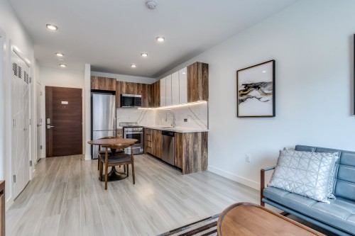 203-1168 Pendrell Street, Vancouver, BC 