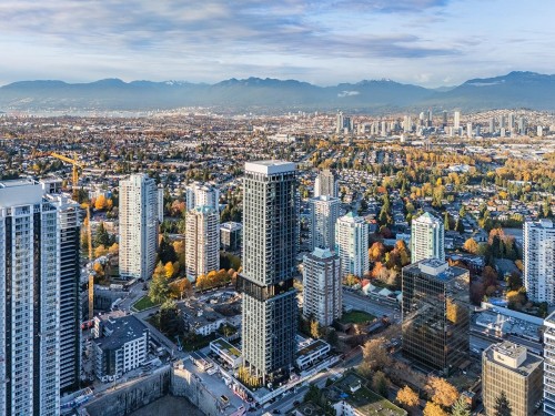 3808-5987 Wilson Avenue, Burnaby, BC 