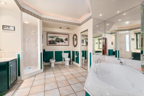 6260 Steveston Highway, Richmond, BC 