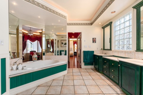 6260 Steveston Highway, Richmond, BC 