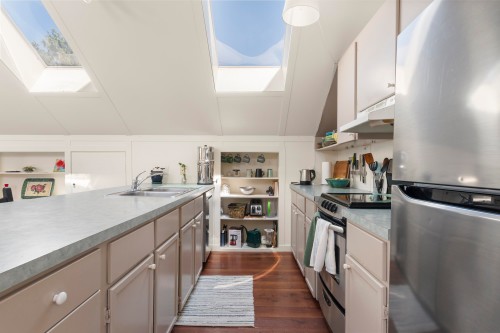 6260 Steveston Highway, Richmond, BC 