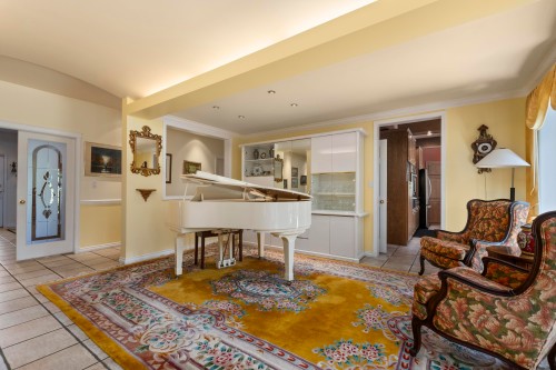 6260 Steveston Highway, Richmond, BC 