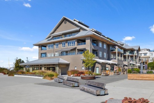 135-6160 London Road, Richmond, BC 