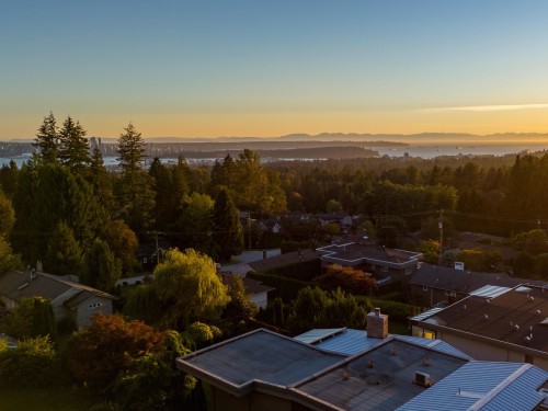 3812 Dalkeith Drive, North Vancouver, BC 